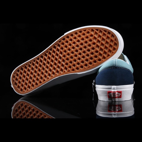 Vans Authentic Era Skateboard Shoes Low Tops - Picture 7 of 7